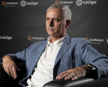 Ailə ilə vidalaşmaq çox ağırdır - Mourinyo