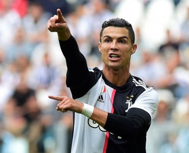 Ronaldo karyerasını başa vurur?