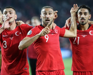 Türkiyənin inamlı qələbəsi - VİDEO