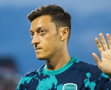 Komanda uduzanda günahkar mən oluram - Özil