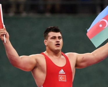 Türkiyəli dünya çempionu Azərbaycanı təbrik etdi