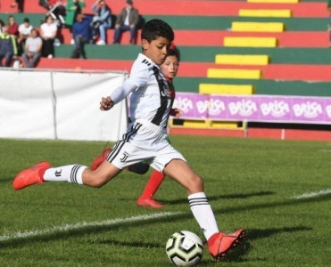 Ronaldonun oğlu 28 oyuna 58 qol vurub - VİDEO