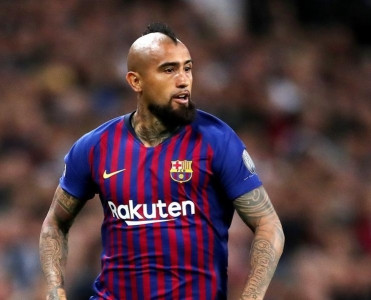 Barselona'da xoşbəxt deyiləm - Arturo Vidal