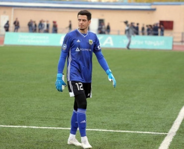 Emil qol buraxdı, Astana çempion oldu