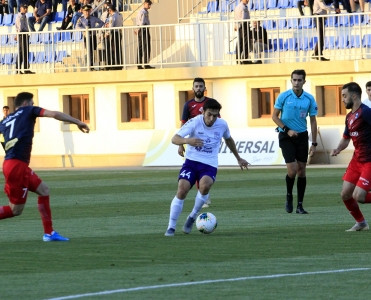 Sabah Qəbələ'yə qalib gəldi, Zirə'də heç-heçə