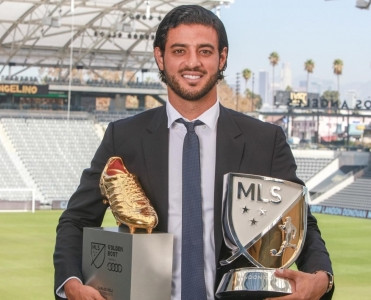 Həm mövsümün ən yaxşısı, həm də bombardiri seçildi