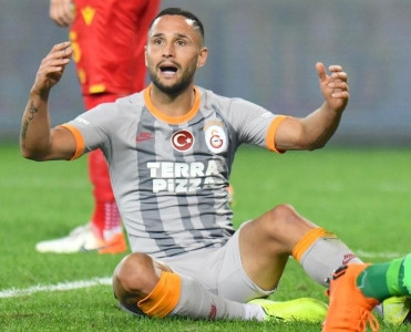 “Qalatasaray”da daha bir şok itki