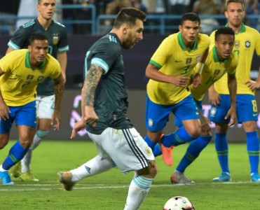 Braziliya Argentinaya bu qolla uduzdu - VİDEO