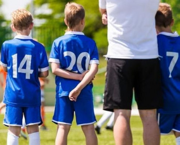 27:0 hesablı qələbəyə görə baş məşqçini istefaya göndərdilər