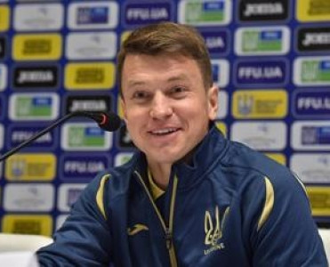 Azərbaycan millisi daha intizamlı oynadı - Ruslan Rotan