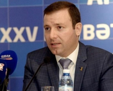 Bizi tənqid edənlər dırnaqarası peşəkarlardır – Elxan Məmmədov