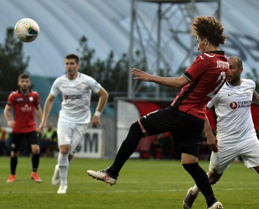 Qəbələ'nin Neftçi ilə 51-ci dueli