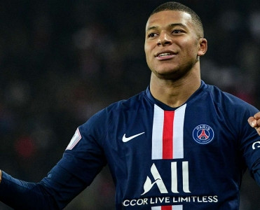 PSJ-dən Mbappe'yə illik 30 milyon avro