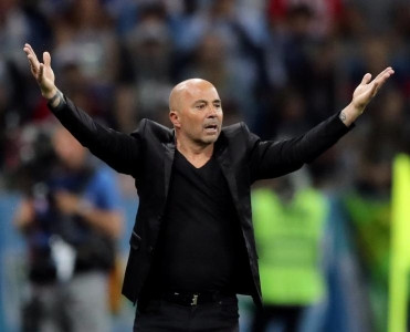 Sampaoli istefa verdi