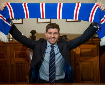 Cerrard daha 5 il Reyncers'də