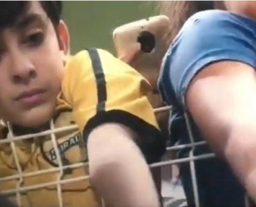 Maradona bu uşaqların qəlbini belə qırdı - VİDEO