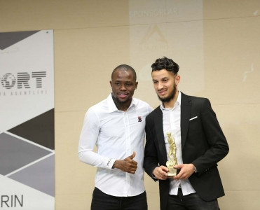 Bu, mənim üçün önəmli mükafatdır - Zubir