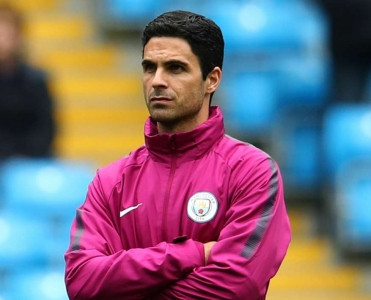 Arteta Mançester Siti futbolçuları ilə vidalaşdı