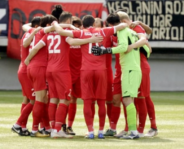 Keşlə yayda gətirdiyi futbolçunu göndərir