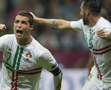 Ronaldo zirvədə, Messi "10-luq"dan kənarda
