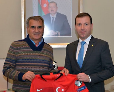 AFFA-da Şenol Günəşlə görüş