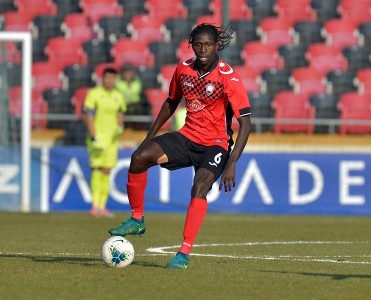 Qəbələ'nin futbolçusu yenidən Yunanıstanda çıxış edə bilər