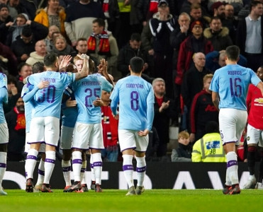 Mançester derbisində 4 qol