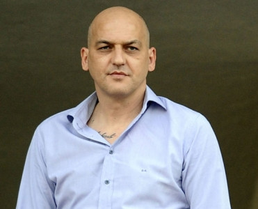 Yuventus'un sabiq futbolçusu güllələndi, avtomobili yandırıldı - FOTO