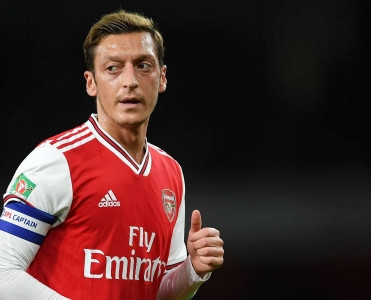 Gələn mövsüm də Arsenal'da qalacağam - Özil