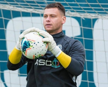 Essyenlə yalnız pişiklər şəkil çəkdirməyib - Rıbka