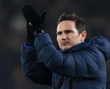 Çelsi'nin transferlərə ehtiyacı var - Lampard