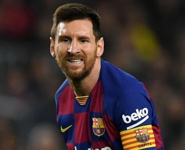 Messi anti-rekordunu təkrarladı