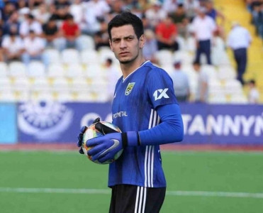 Tobol'un erməni baş məşqçisi Balayevdən danışdı