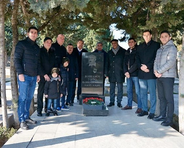 Tofiq Bəhramovun xatirəsi yad olundu - FOTO