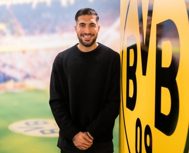 Emre Can rəsmən Dortmund'da