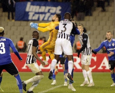 Azərbaycan derbisində heç-heçə - VİDEO