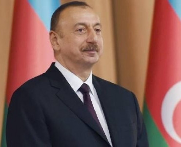 İlham Əliyev milli komandamızı təbrik etdi