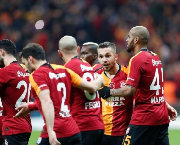 Trabzonspor və Qalatasaray'dan qələbə