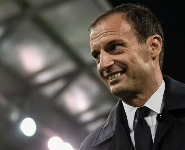 Ronaldo tək Yuventus'dan güclü deyil - Alleqri