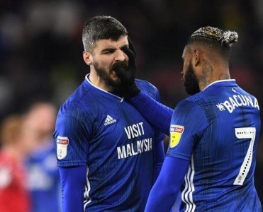 Kardiff Siti'nin futbolçuları arasında dava - VİDEO