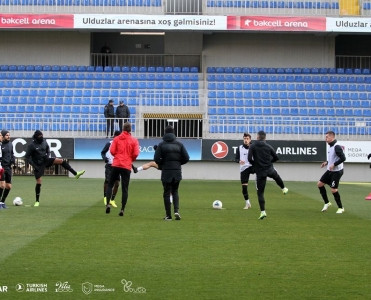 Neftçi koronavirusa görə məşqləri ləğv etdi