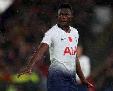 Tottenhem'in futbolçusu Anrinin komandasında