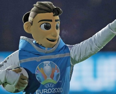 AVRO-2020-nin rəsmi talismanı Bakı gəzintisinə başladı