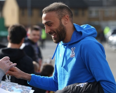 Cenk Tosun Evertona qayıtdı