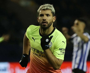 Aquero Mançester Siti'dən ayrılır?