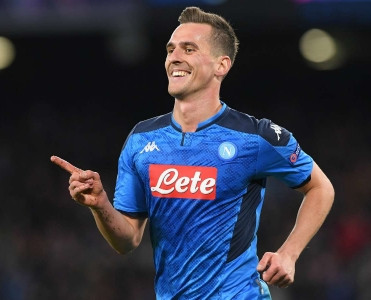 Arsenal və Tottenhem onu istəyir