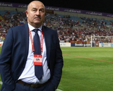 Çerçesov daha iki il Rusiya millisində