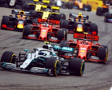 Formula 1 rəhbərliyi daha iki yarışı təxirə saldı - RƏSMİ