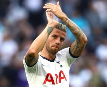 Alderveyreld'dən xeyirxah addım