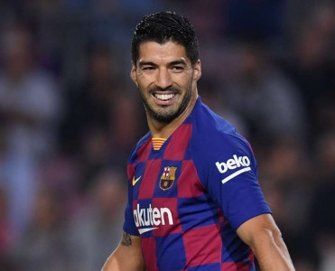 Suares'dən nümunəvi addım - FOTO